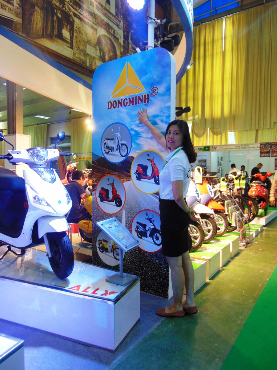 CBCNV Đồng Minh chụp ảnh kỷ niệm tại hội chợ xe hai bánh 2018 - VietNam Cycle 2018